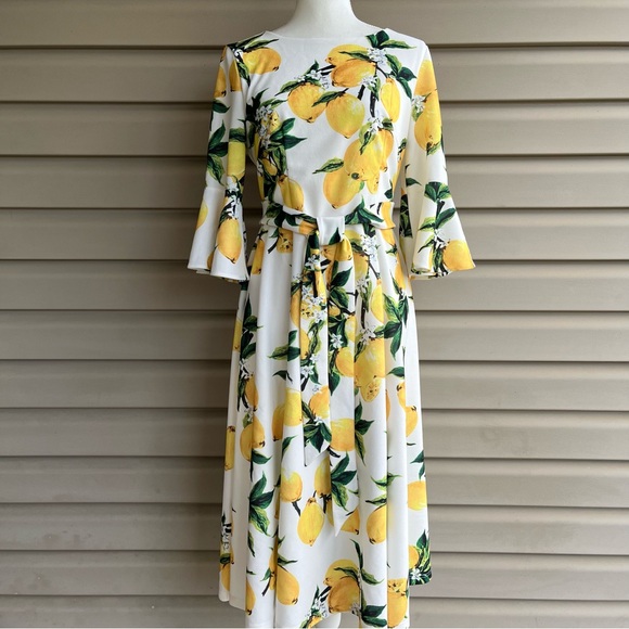 homrain Dresses & Skirts - •H.R. Homrain• Bell Sleeve Lemon Dress - Size Medium